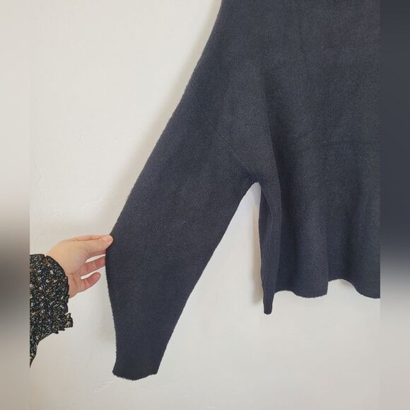 Tahari T Chenille Thick Knit Oversized Sweater Mock Neck Black Minimalist Large - Picture 8 of 12